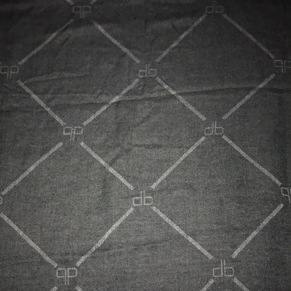 Woman’s Large Dennis Basso Scarf/Shawl - Picture 2 of 6